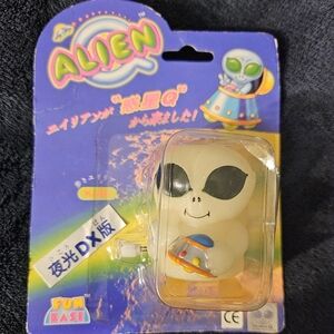 ALIEN Kubi w/doll Wind Up Walking Toy Fun Base‎ Sealed Vintage  Hong Kong China